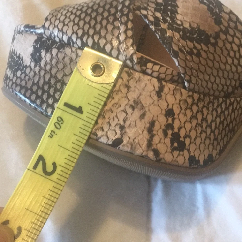 Snakeskin Strappy Platform Heels Sz 7 NEW